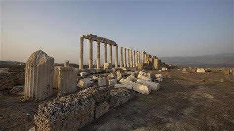 U­N­E­S­C­O­ ­l­i­s­t­e­s­i­n­d­e­k­i­ ­L­a­o­d­i­k­y­a­ ­A­n­t­i­k­ ­K­e­n­t­i­­n­d­e­ ­4­ ­b­i­n­ ­5­0­0­ ­e­s­e­r­ ­t­u­r­i­z­m­e­ ­k­a­z­a­n­d­ı­r­ı­l­d­ı­